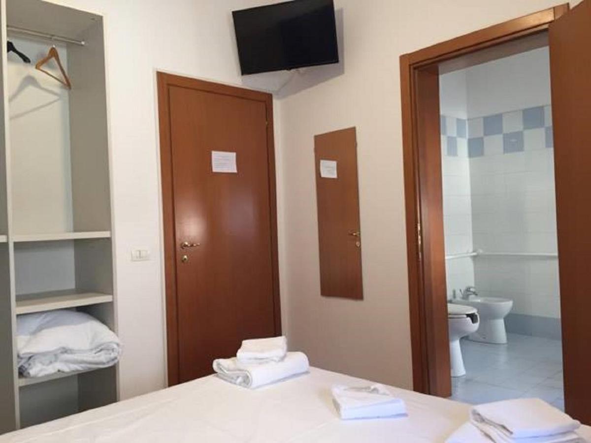 Italianflat - Rentroom Old Town - 200Mt To Arena Βερόνα Εξωτερικό φωτογραφία