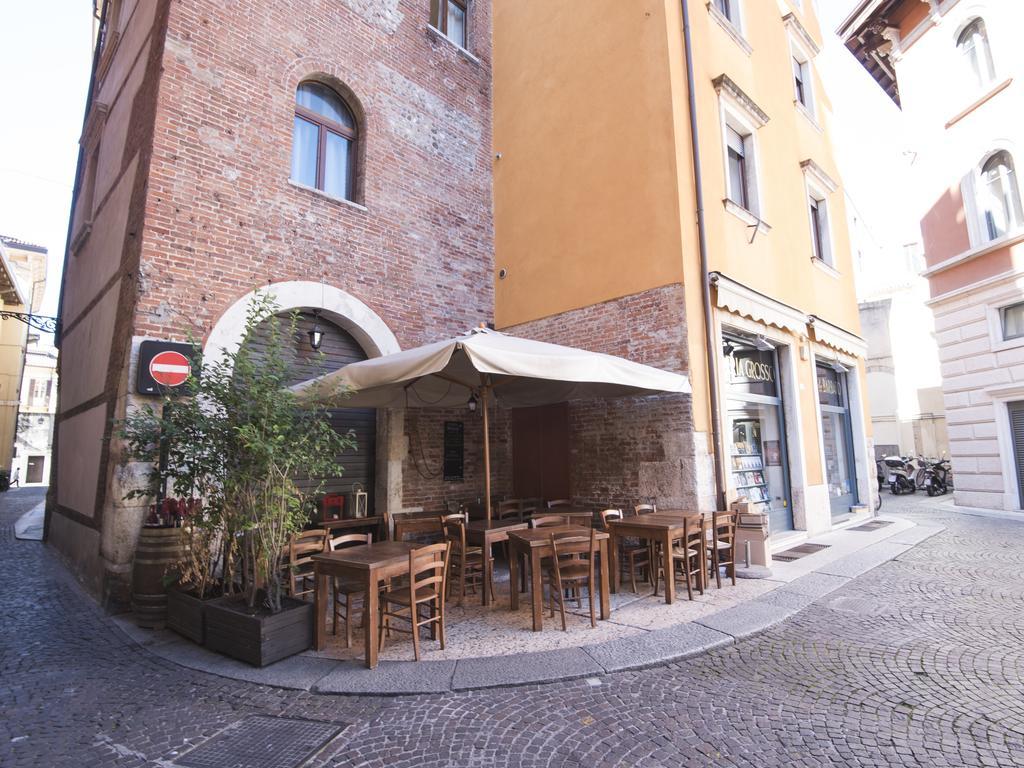 Italianflat - Rentroom Old Town - 200Mt To Arena Βερόνα Εξωτερικό φωτογραφία